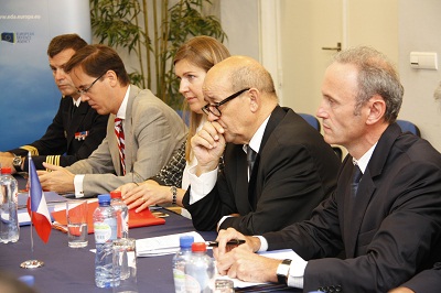 Listening1 Minister Le Drian