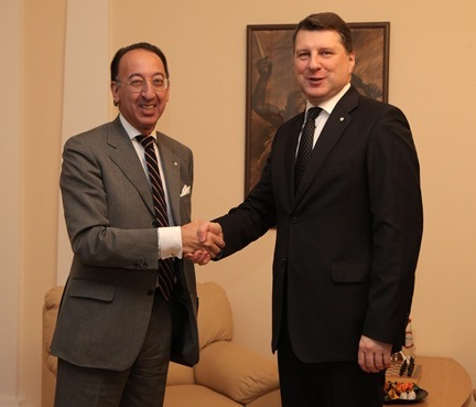 Jorge Domecq (left) with Raimonds Vējonis