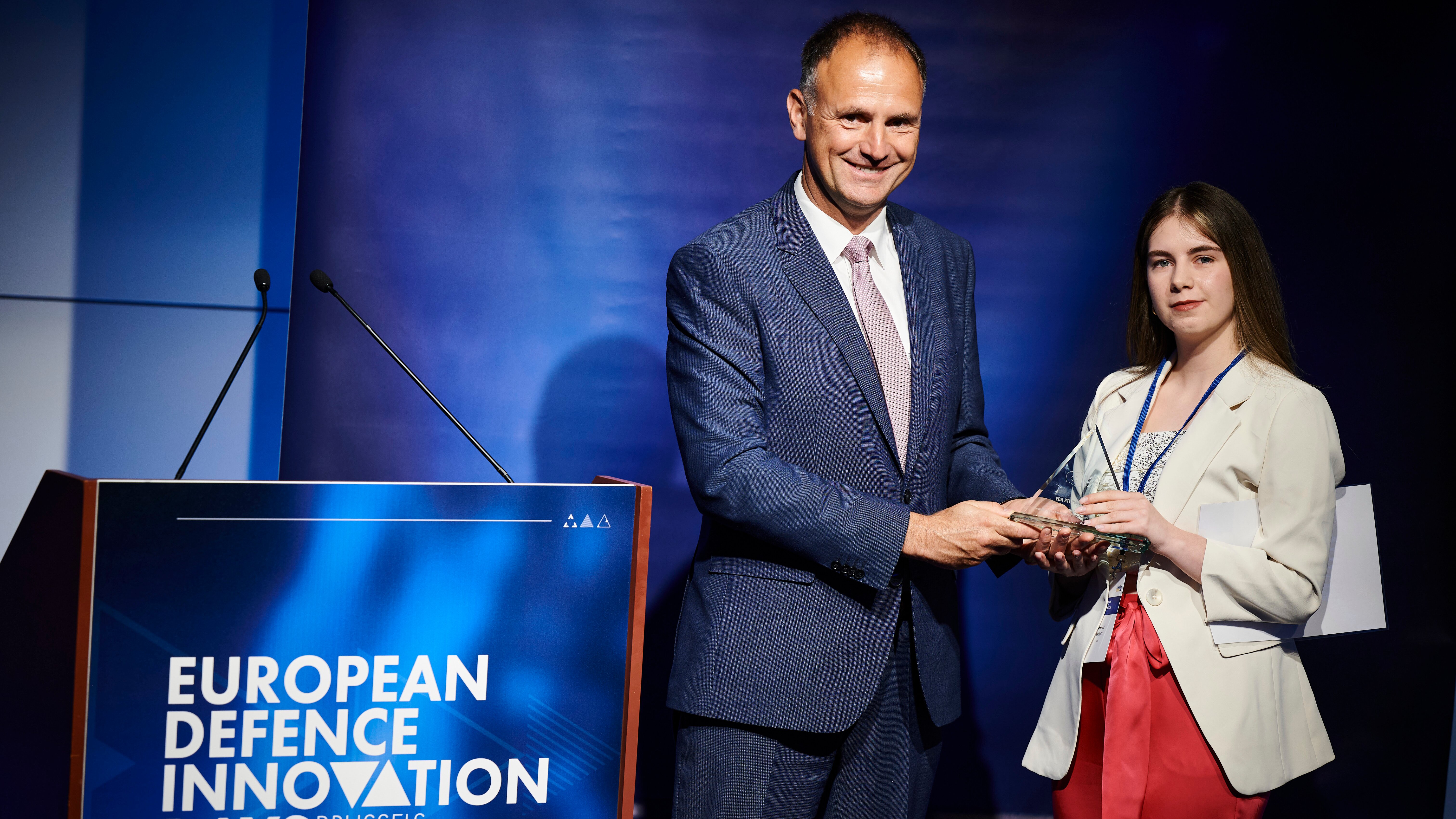 Radar, GNN and cross-domain ideas win EDA’s 2023 defence research papers prize